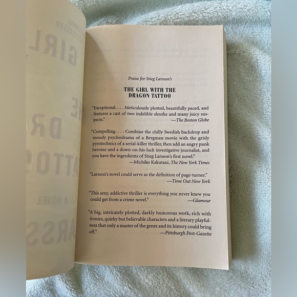 The Girl With The Dragon Tatoo by Stieg Larsson Translator Reg Keeland P… - Picture 6 of 8